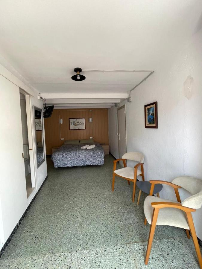 P&R Hostals Maria Rosa Тосса-де-Мар Экстерьер фото