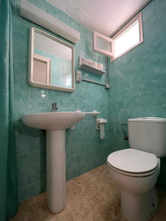 P&R Hostals Maria Rosa Тосса-де-Мар Экстерьер фото