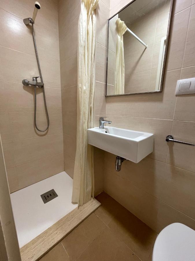 P&R Hostals Maria Rosa Тосса-де-Мар Экстерьер фото