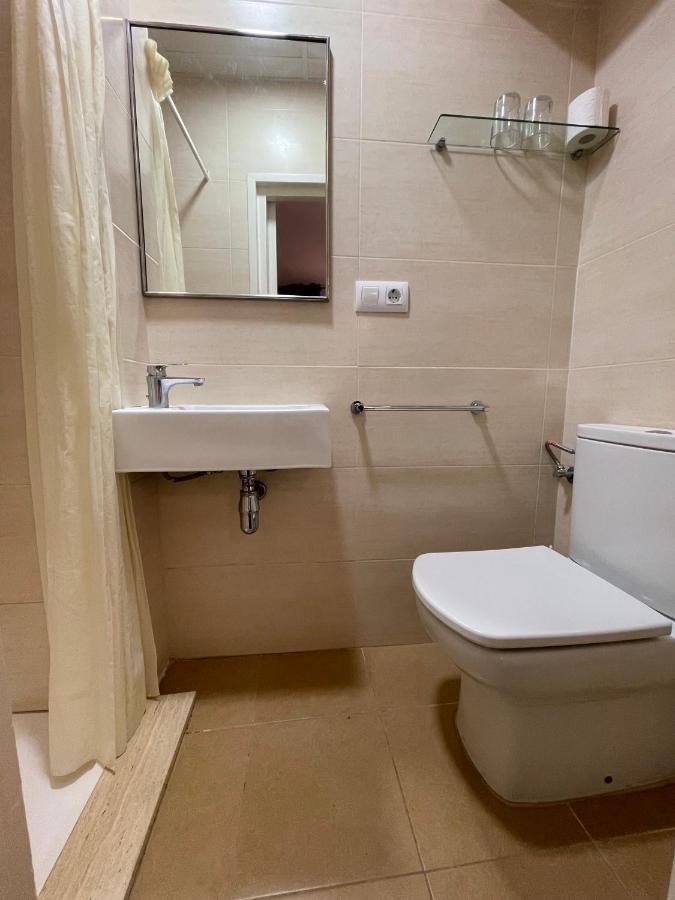 P&R Hostals Maria Rosa Тосса-де-Мар Экстерьер фото